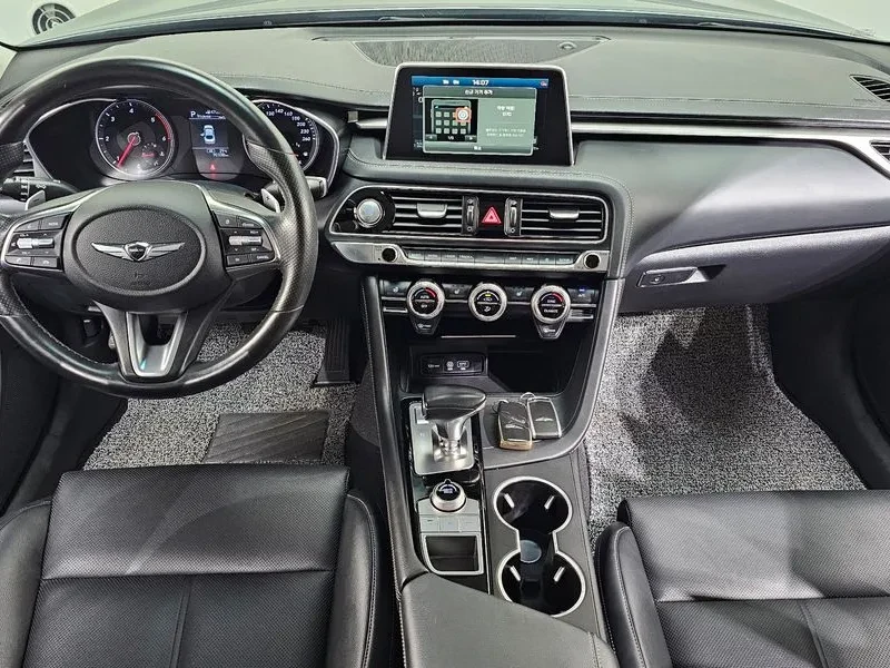 Genesis G70 2.2D ADVANCED, снимка 7 - Автомобили и джипове - 55705086