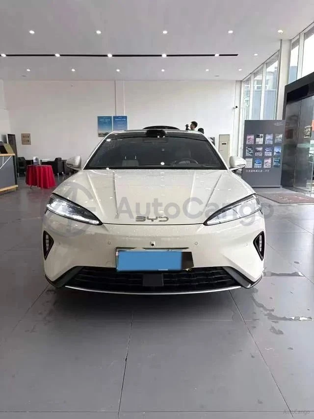 BYD Seal, снимка 2 - Автомобили и джипове - 56689061