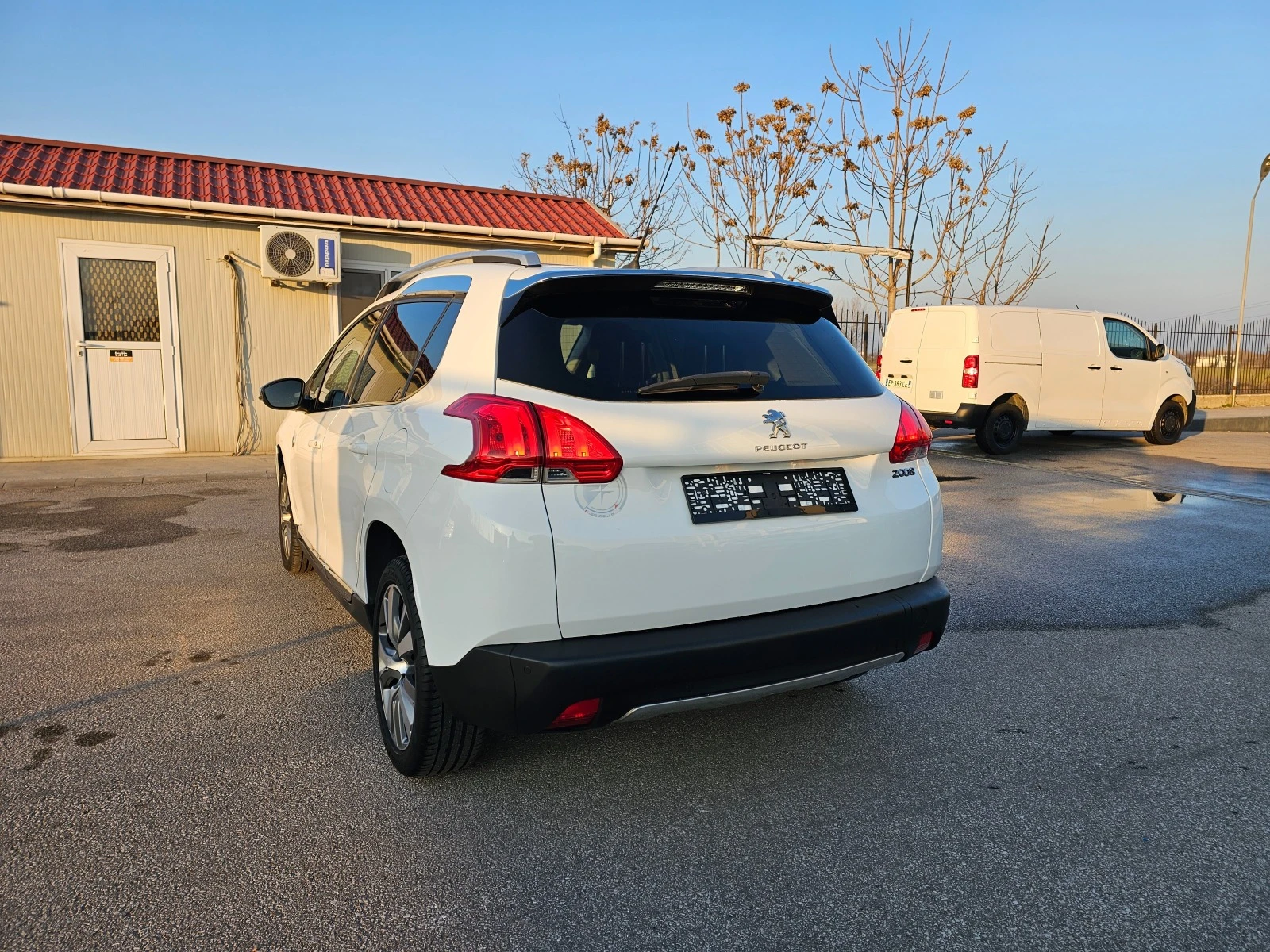 Peugeot 2008 1.6HDI NAVI - изображение 3