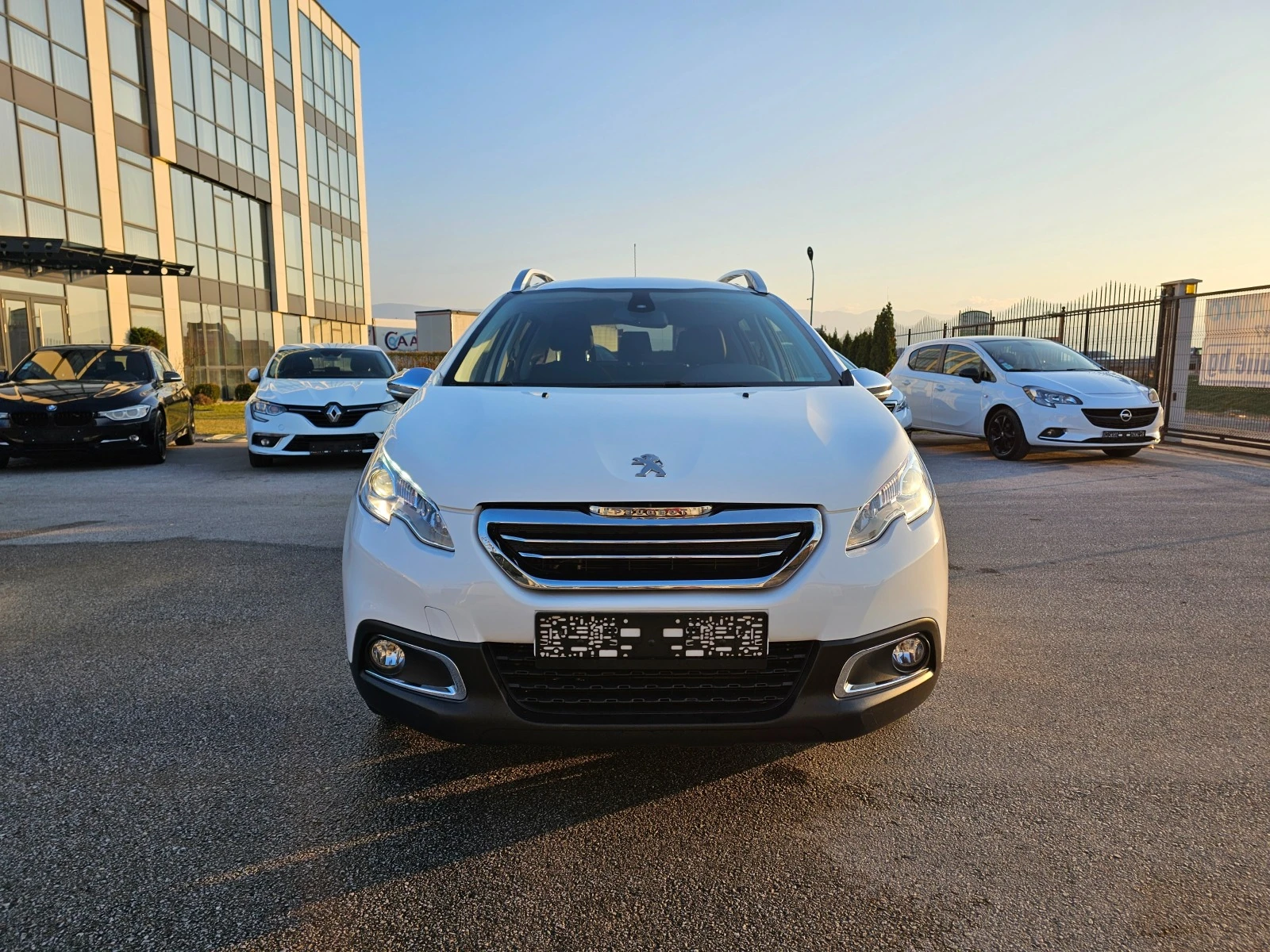 Peugeot 2008 1.6HDI NAVI - изображение 8