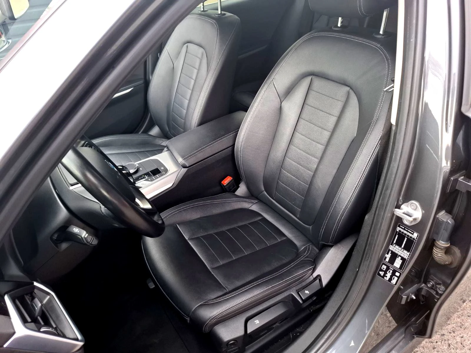 BMW 320 d Touring XDrive  | Mobile.bg   11