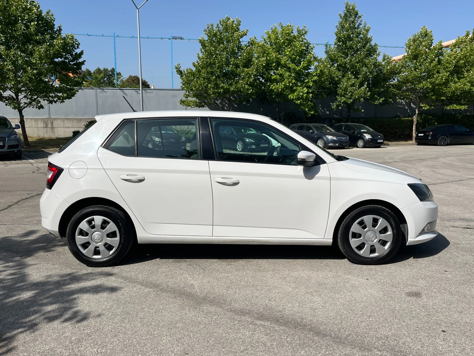 Skoda Fabia Фабрична ГАЗ - изображение 5