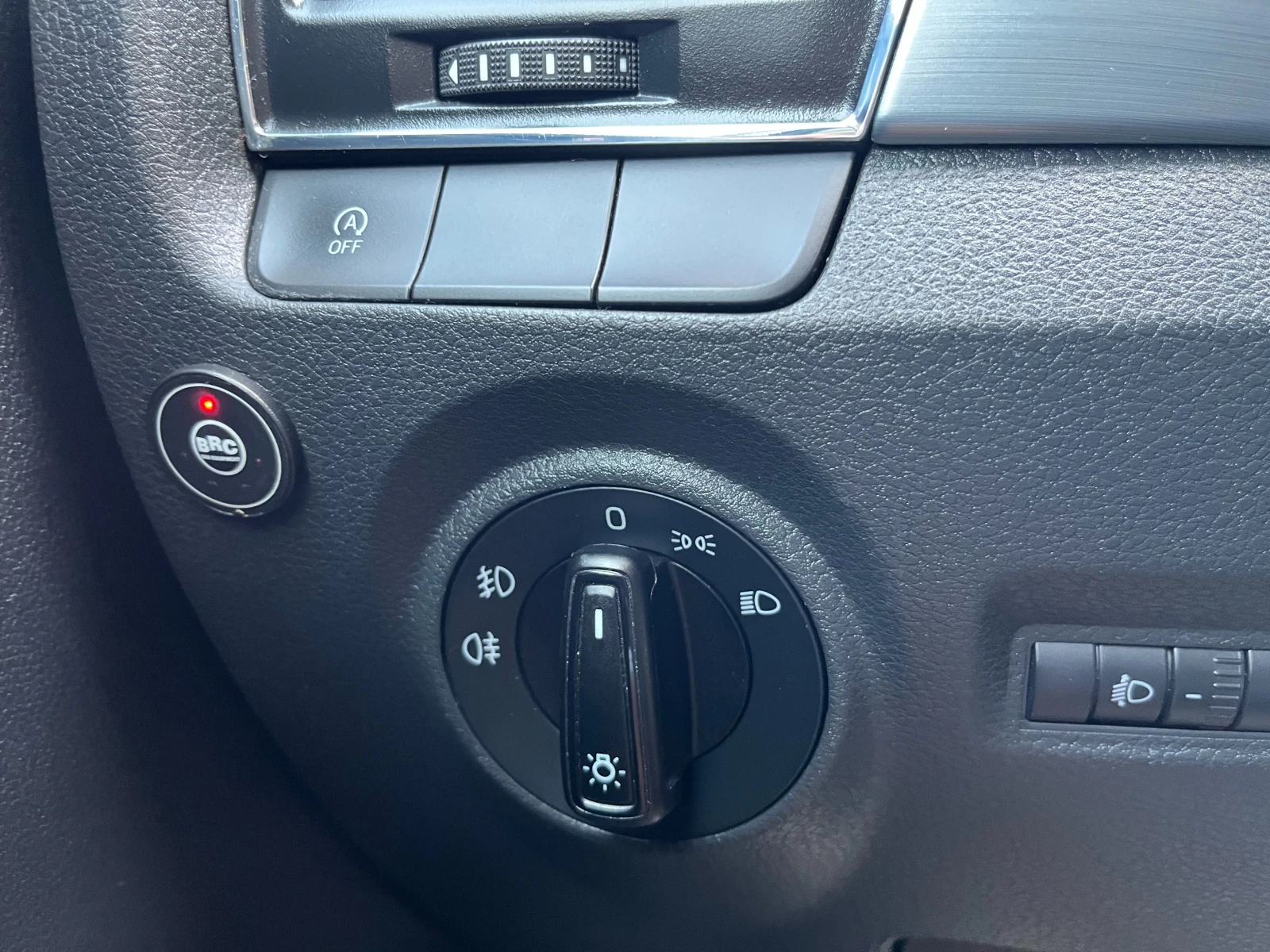 Skoda Fabia Фабрична ГАЗ | Mobile.bg — изображение 17