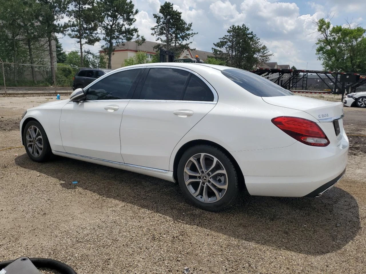 Mercedes-Benz C 300  - изображение 5