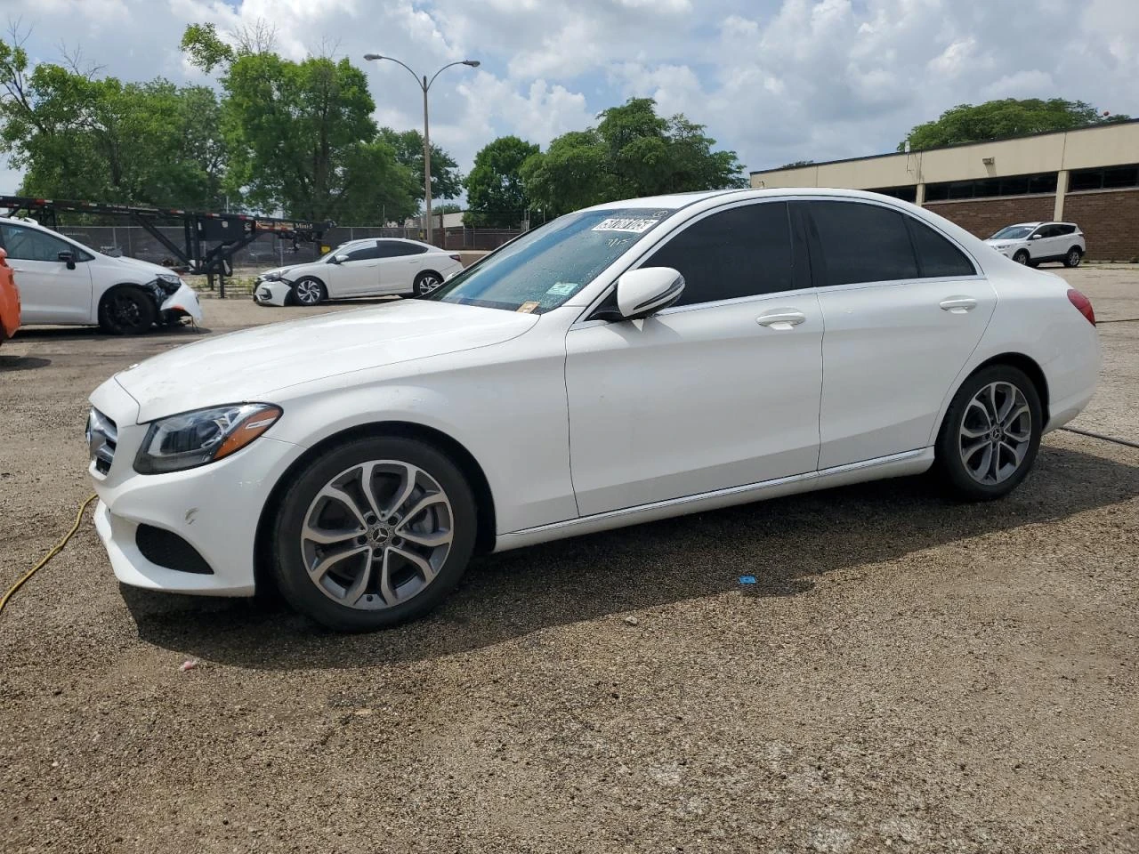 Mercedes-Benz C 300  - изображение 4