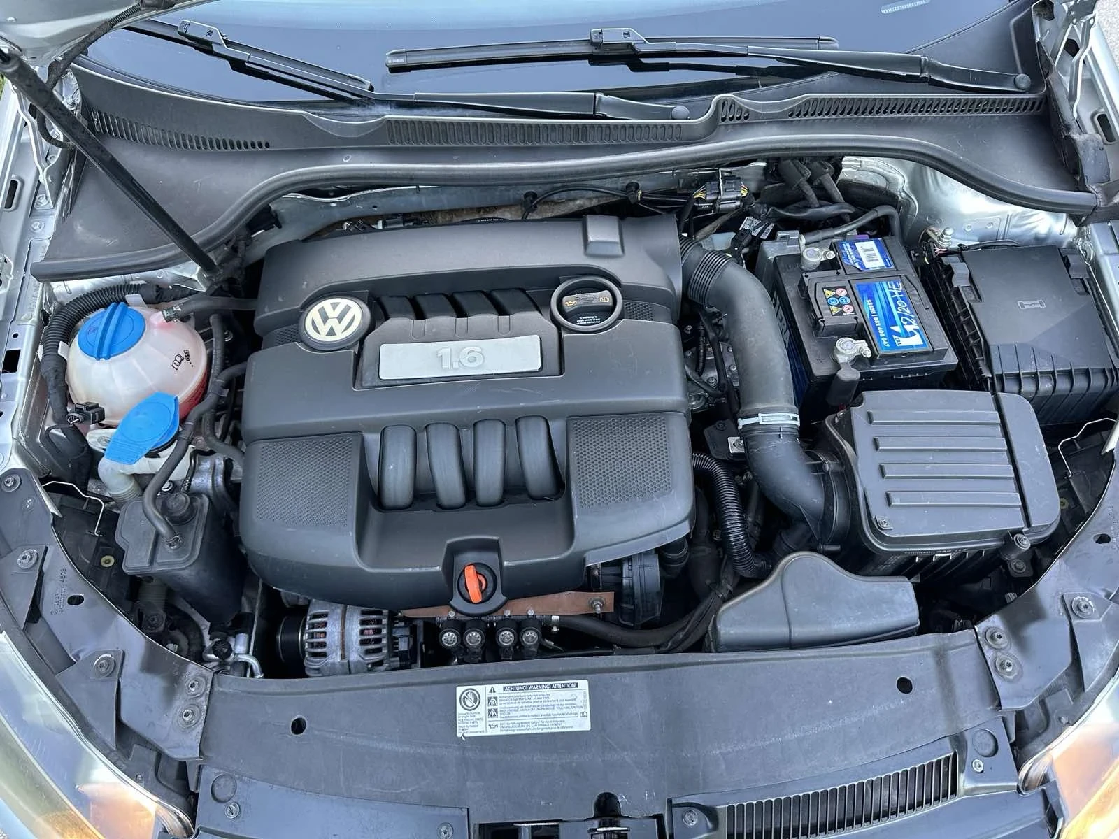 VW Golf 1.6/102 ГАЗ - изображение 10