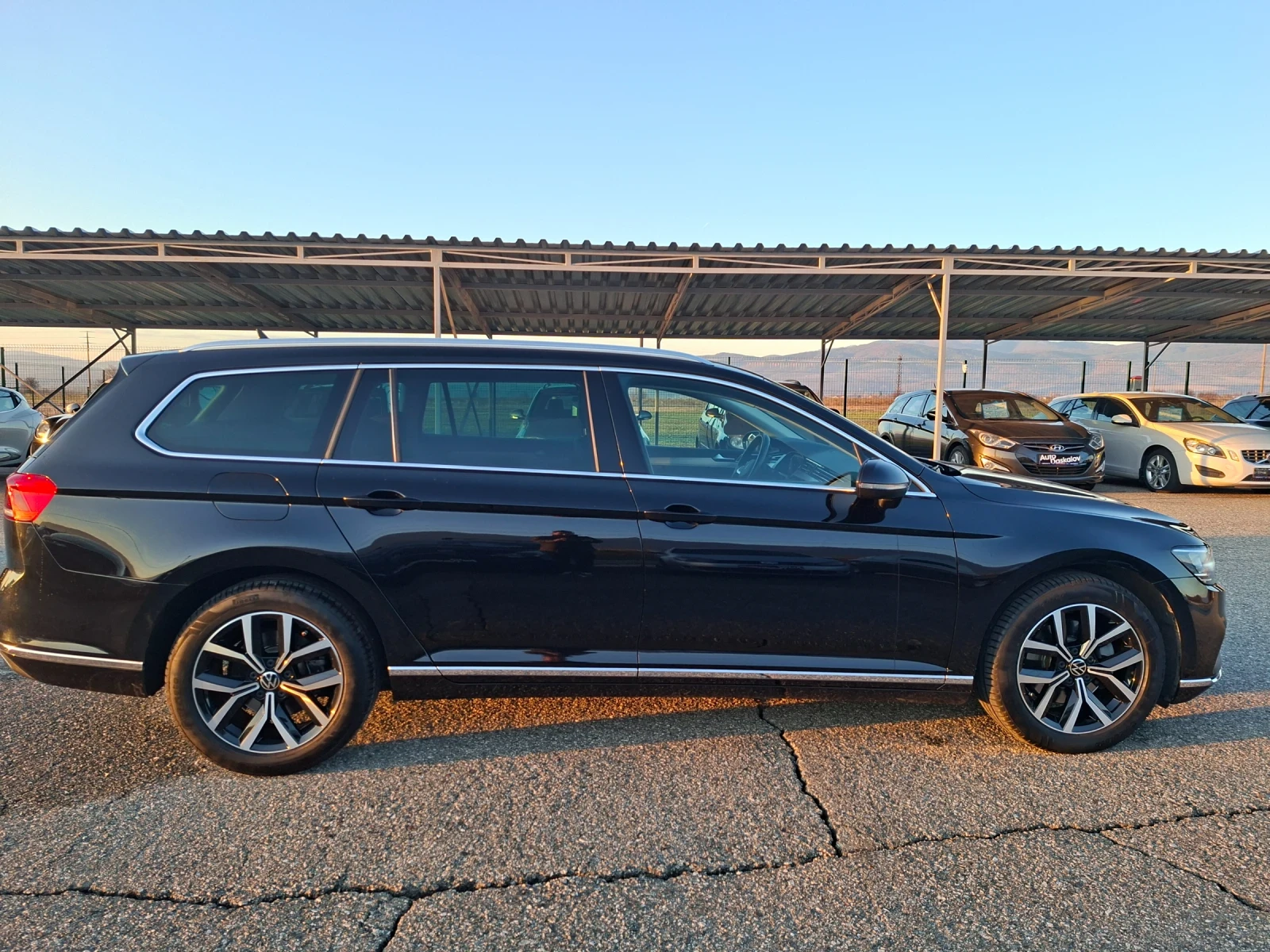 VW Passat 2, 0 tdi Highine* Digital* Matrix* Face - изображение 4