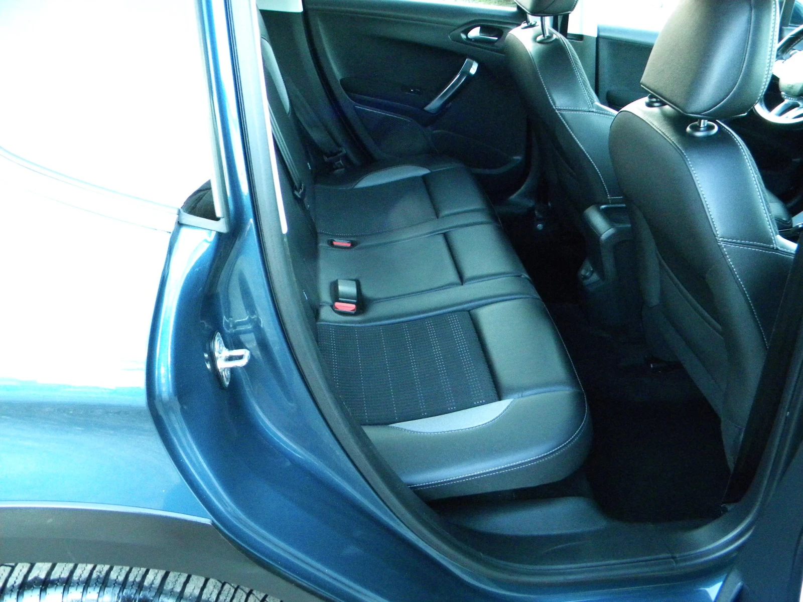 Peugeot 2008 112000��* FACE LIF�-1.2�URBO* ALLURE* ���� ����* E | Mobile.bg � ����������� 13