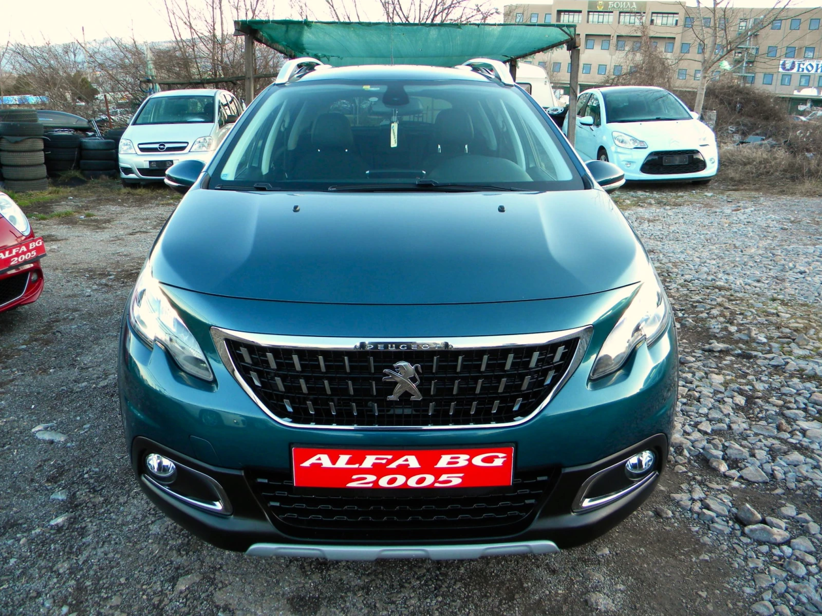 Peugeot 2008 112000км* FACE LIFТ-1.2ТURBO* ALLURE* КАТО НОВО* E - изображение 2