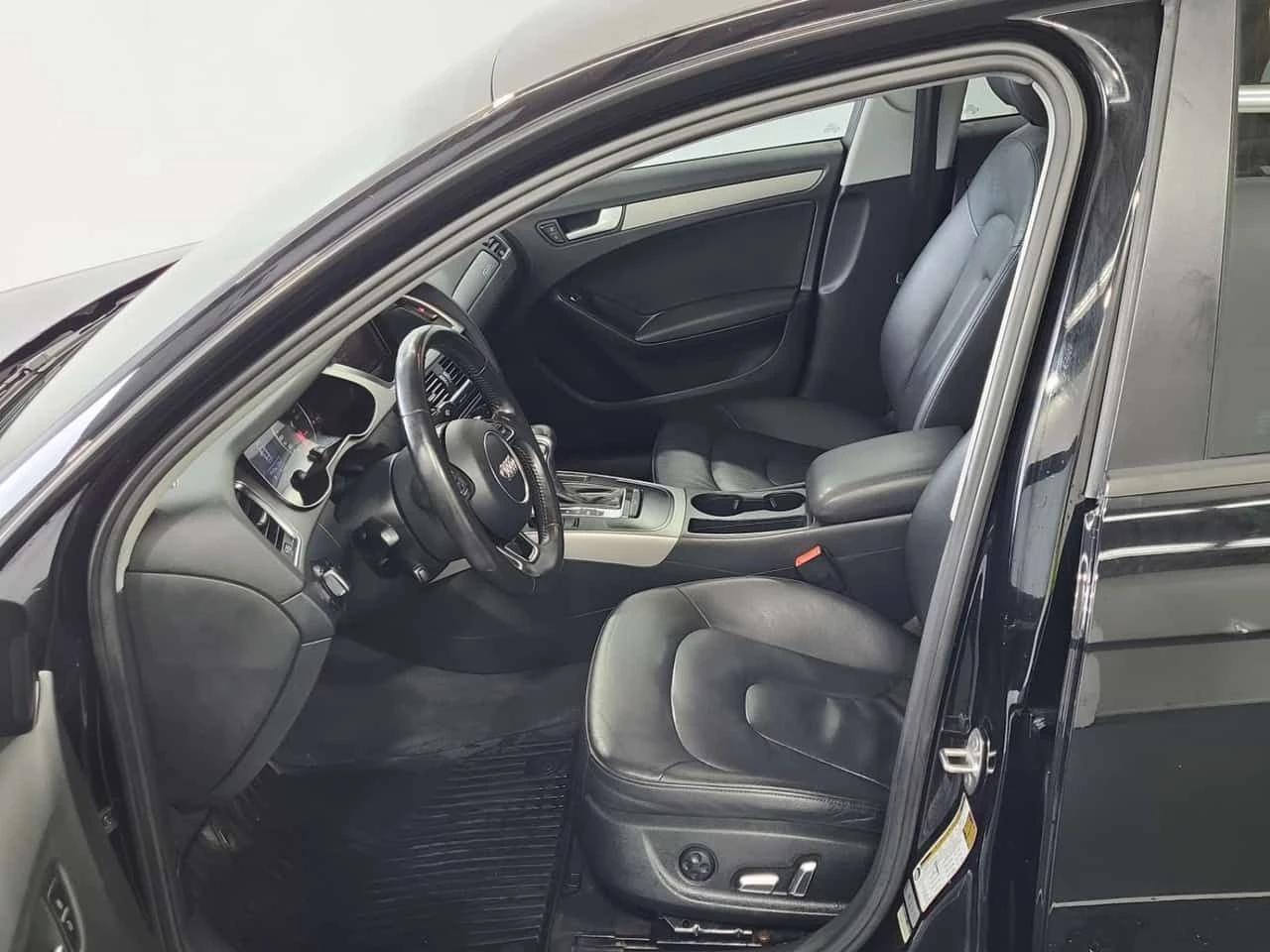 Audi A4 * 4DR SDN AUTO QUATTRO * CARFAX * ���� �� �� | Mobile.bg � ����������� 9