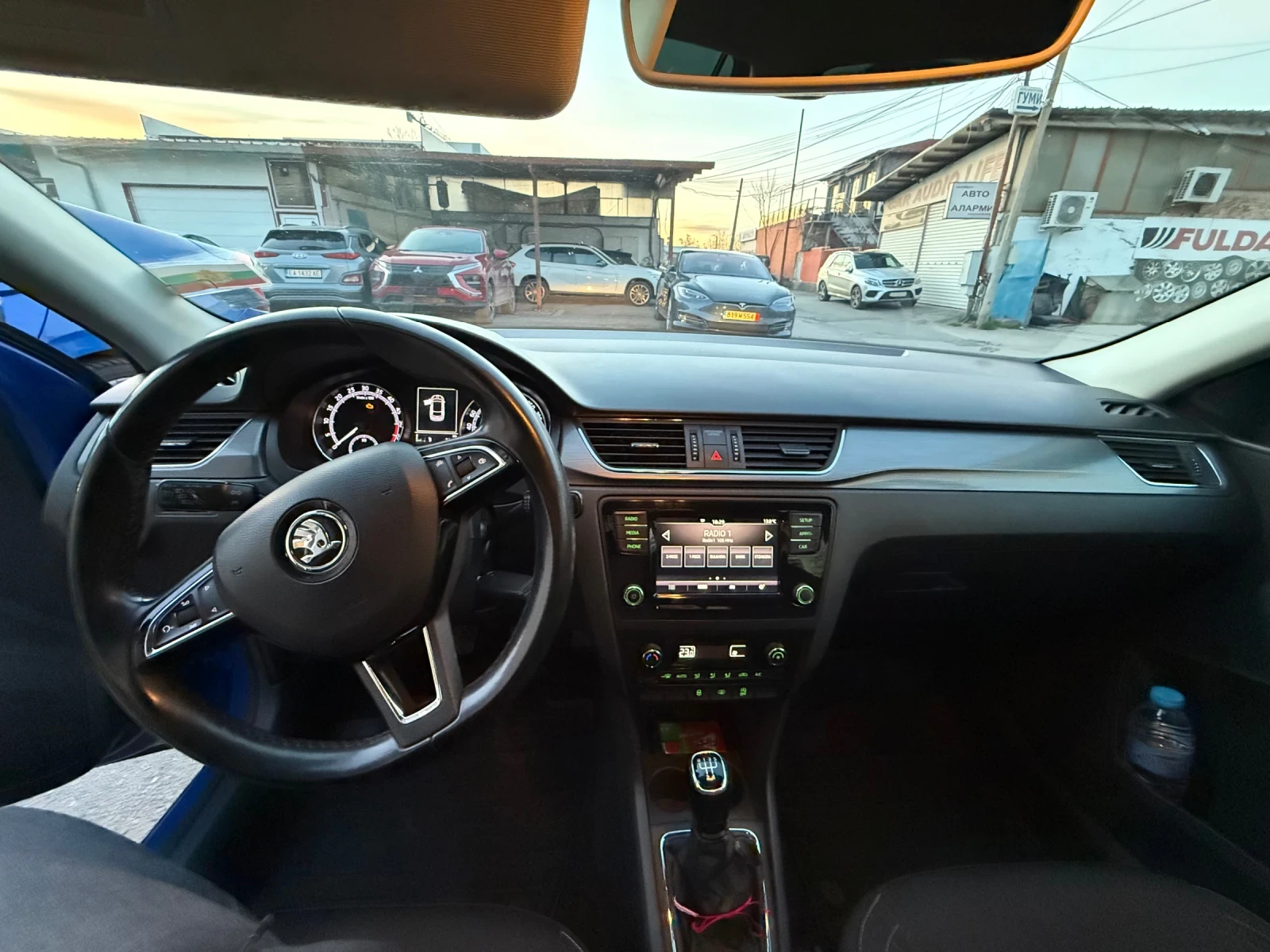 Skoda Rapid 1.6TDI, снимка 6 - Автомобили и джипове - 53953484