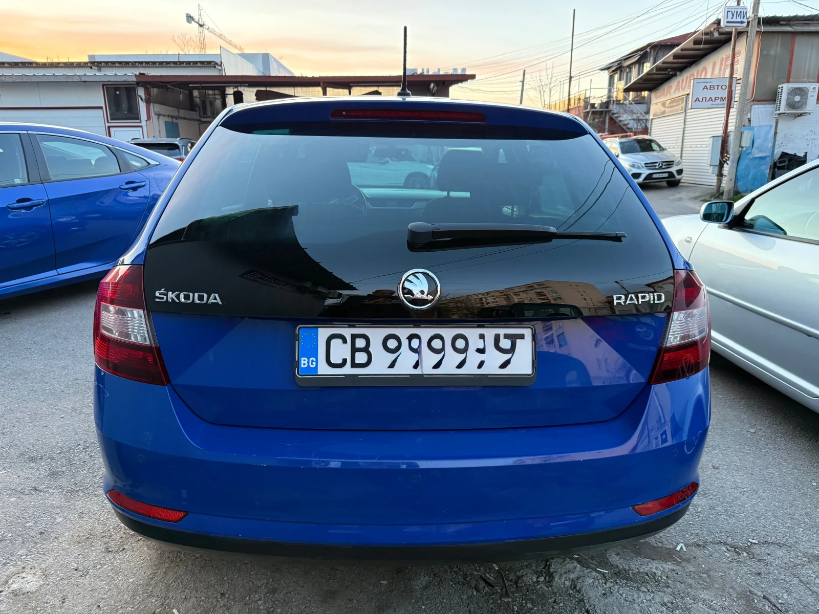 Skoda Rapid 1.6TDI, снимка 4 - Автомобили и джипове - 53953484