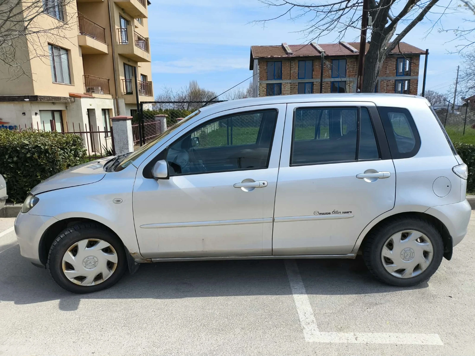 Mazda 2 DY, снимка 2 - Автомобили и джипове - 54173502