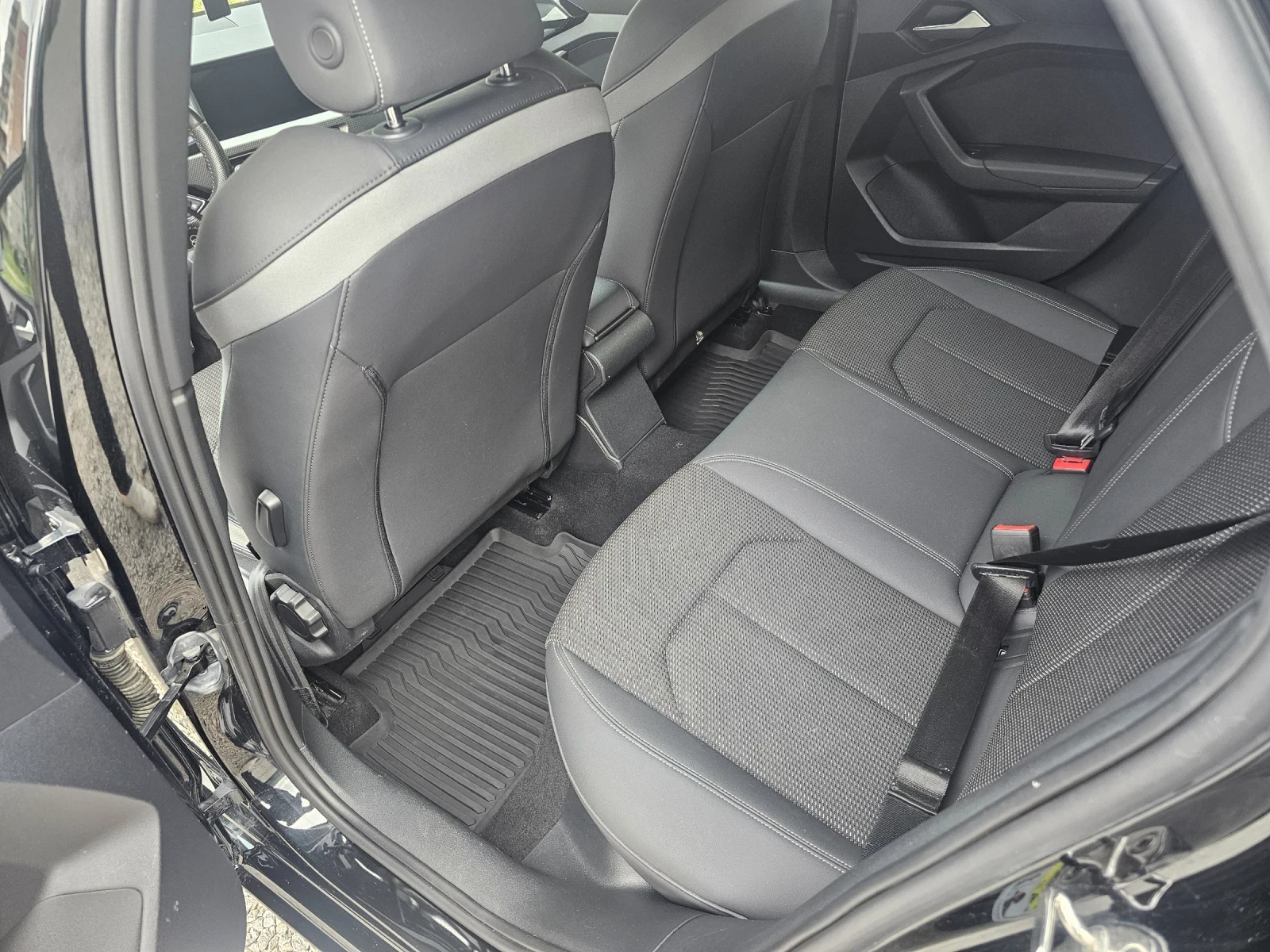 Audi A1 35 ТFSI S-Line+ , снимка 8 - Автомобили и джипове - 54458718