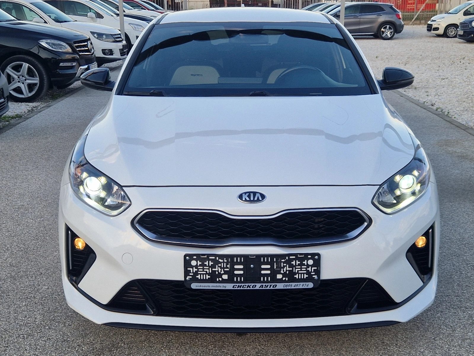 Kia Pro ceed 1.6CRDI GT-linePLUS DISTRONIC* CAMERA* ИСТИНСКИ КМ, снимка 8 - Автомобили и джипове - 54933573