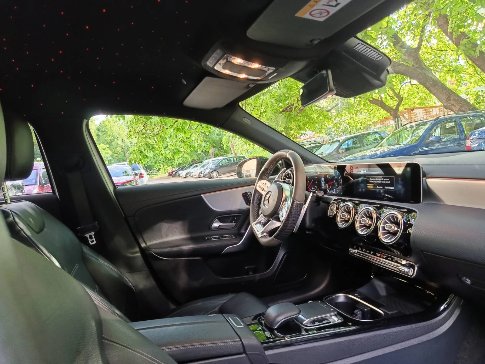Mercedes-Benz A 200 AMG PACK, снимка 12 - Автомобили и джипове - 55393124