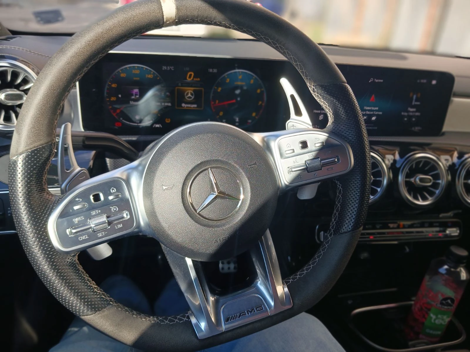 Mercedes-Benz A 200 AMG PACK, снимка 9 - Автомобили и джипове - 55393124