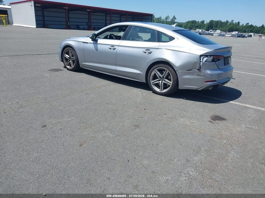 Audi S5 3.0T PREMIUM+ Автокредит Цена до България, снимка 4 - Автомобили и джипове - 55445935