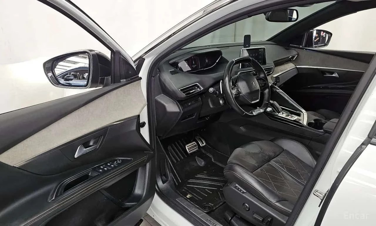 Peugeot 5008 * 2.0 BlueHDi GT * ЦЕНА ДО БГ, снимка 5 - Автомобили и джипове - 55790186