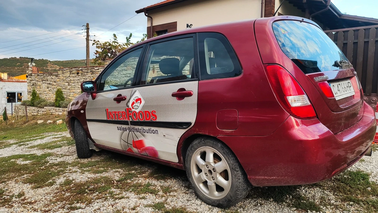 Suzuki Liana 1.6i с газ, снимка 3 - Автомобили и джипове - 56246461