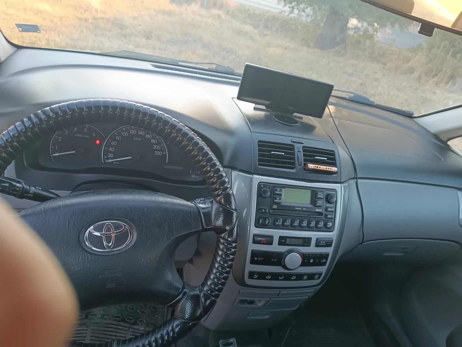 Toyota Avensis verso ��� | Mobile.bg � ����������� 8