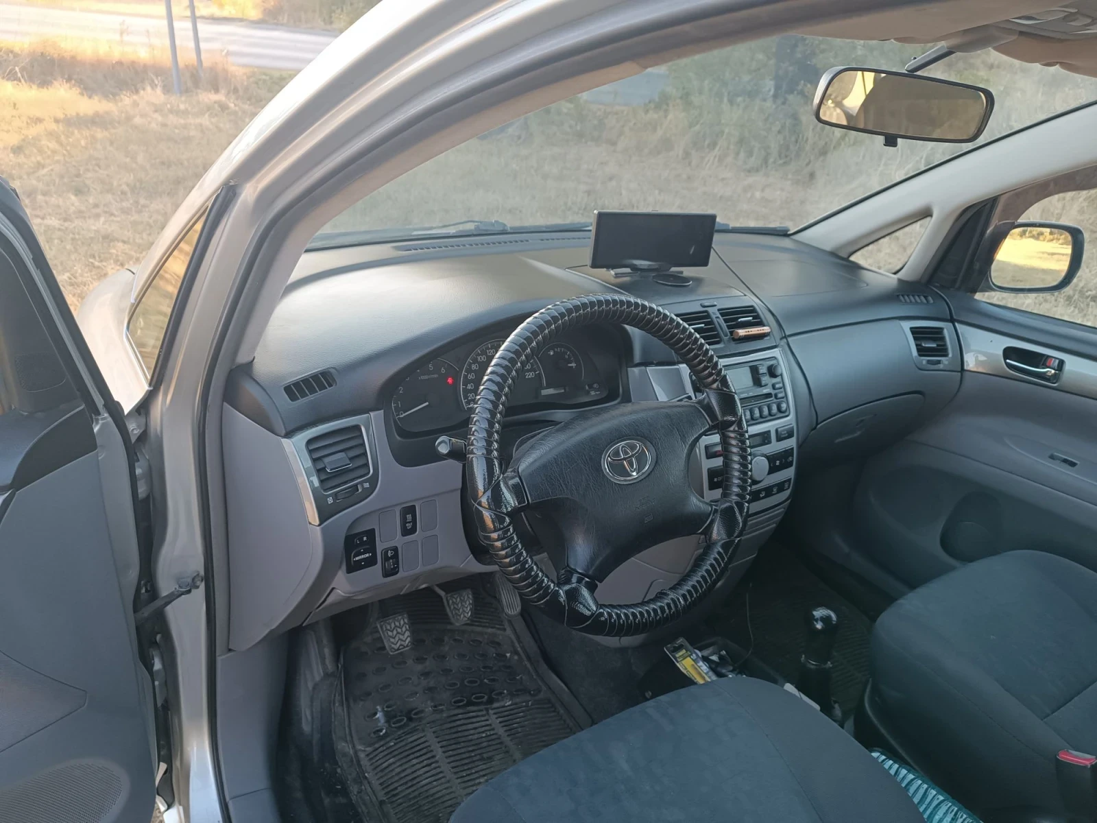 Toyota Avensis verso ��� | Mobile.bg � ����������� 7