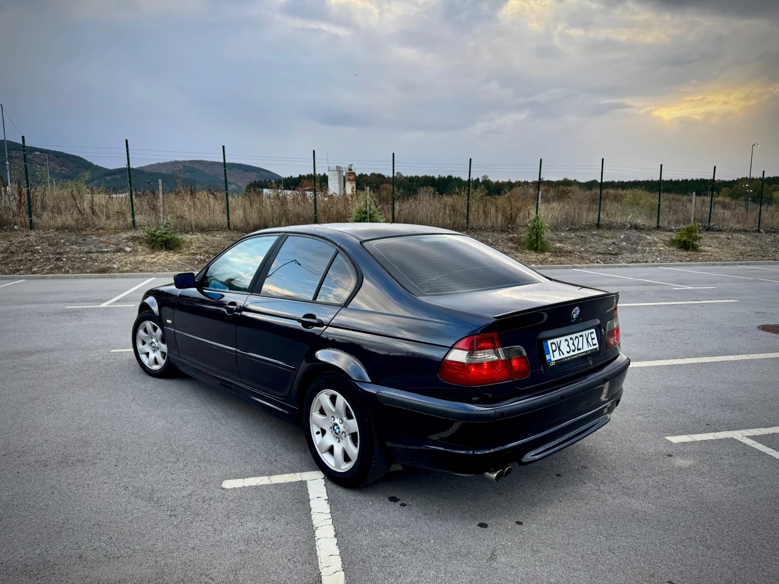 BMW 318 M Tech | ГАЗ, снимка 3 - Автомобили и джипове - 56602820