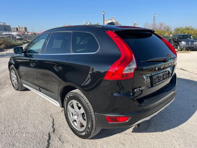 Volvo XC60 2.4D 185кс 4х4, снимка 7 - Автомобили и джипове - 47449449