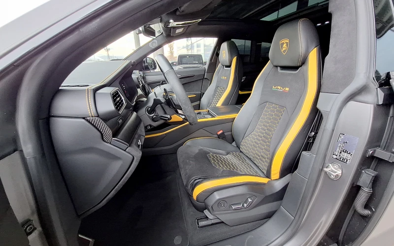 Lamborghini Urus Graphite Capsule, снимка 6 - Автомобили и джипове - 48064865