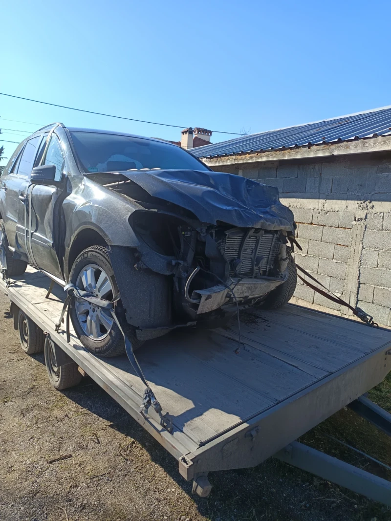 Mercedes-Benz ML 350 CDI 4 MATIC , снимка 3 - Автомобили и джипове - 48823022