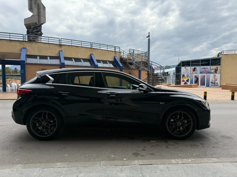 Infiniti Q30 6 МЕСЕЦА ГАРАНЦИЯ/2.0turbo 211к.с./Всички Екстри, снимка 5 - Автомобили и джипове - 51921591