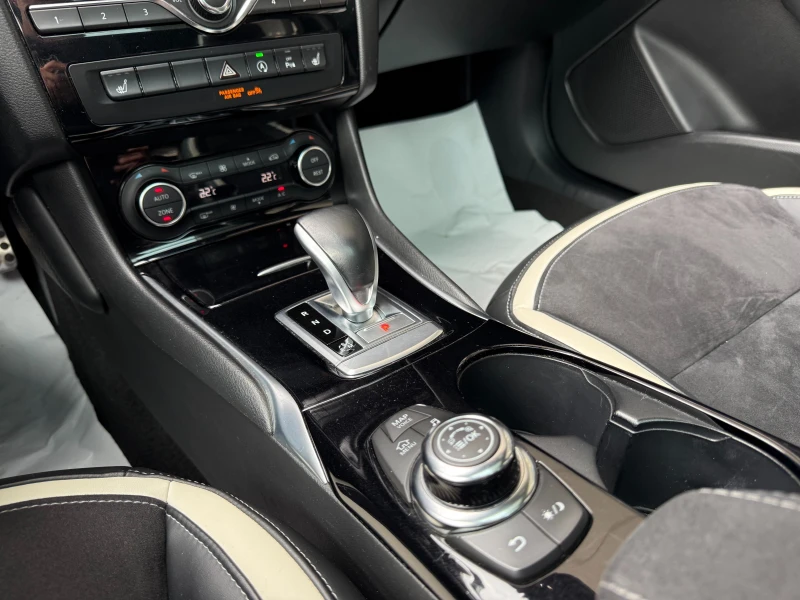 Infiniti Q30 6 МЕСЕЦА ГАРАНЦИЯ/2.0turbo 211к.с./Всички Екстри, снимка 11 - Автомобили и джипове - 51921591