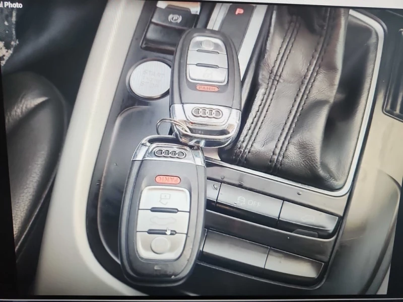 Audi Q5 2.0T Komfort * CARFAX * ПАНОРАМА* ПОДГРЕВИ, снимка 12 - Автомобили и джипове - 53281105