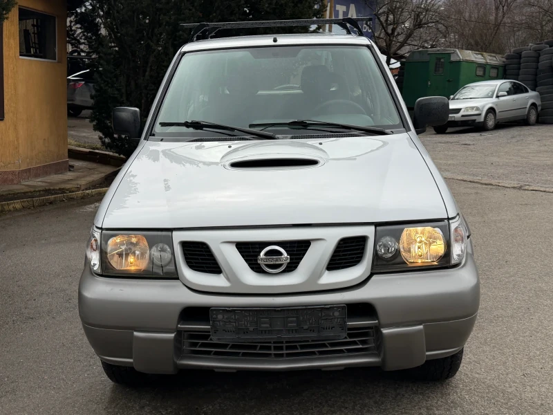 Nissan Terrano 2.7 Климатик , снимка 8 - Автомобили и джипове - 53558958