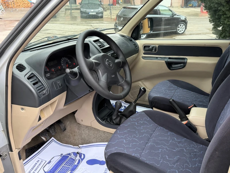 Nissan Terrano 2.7 Климатик , снимка 9 - Автомобили и джипове - 53558958