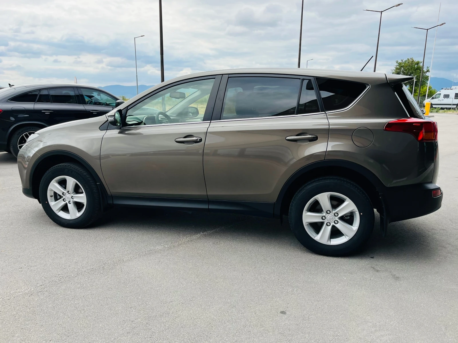 Toyota Rav4 Toyota Rav4 2.2D-150к.с.;АВТОМАТ;4X4;NAVI;КАМЕРА - изображение 2
