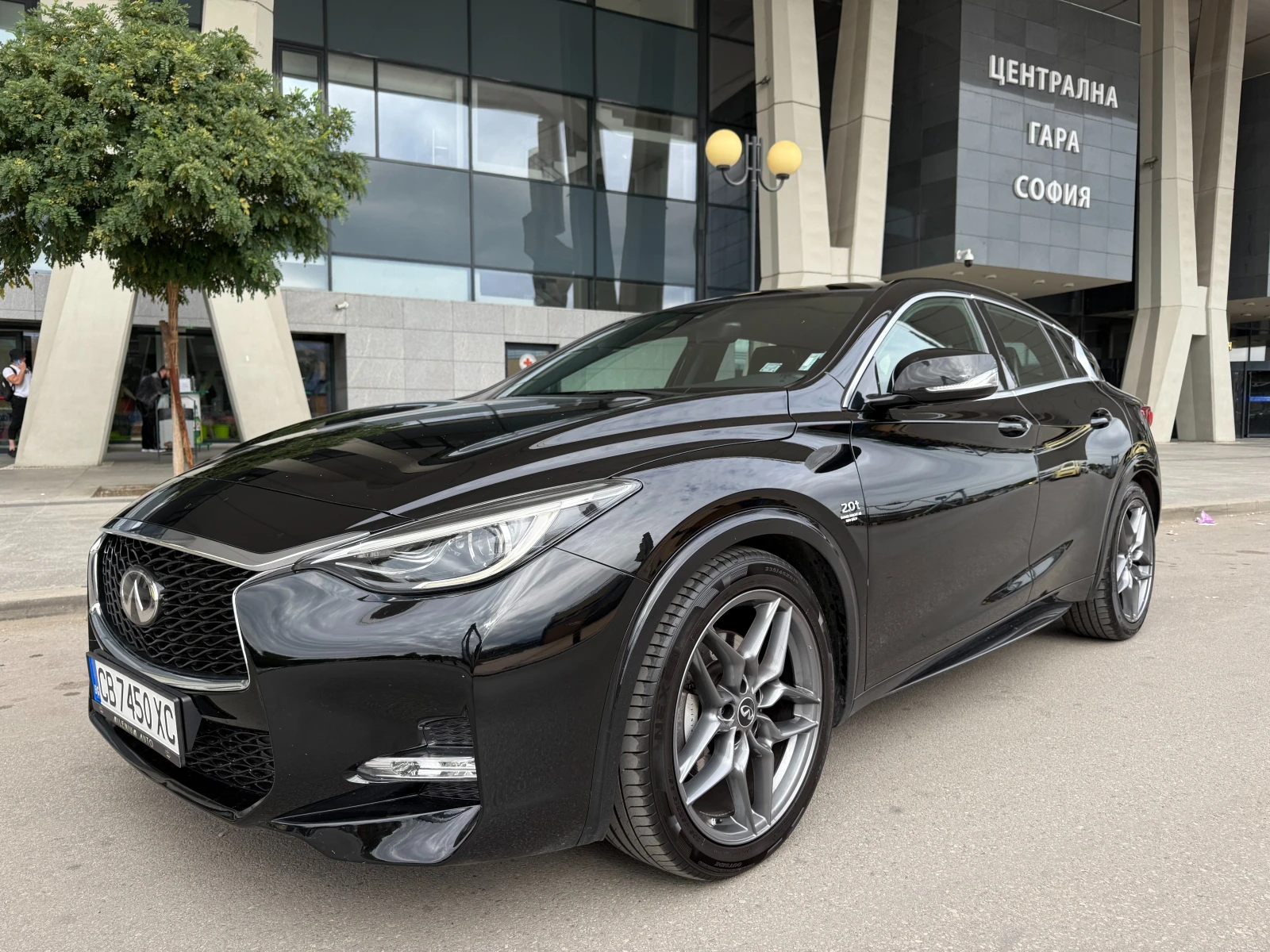 Infiniti Q30 6  /2.0turbo 211../  | Mobile.bg   1