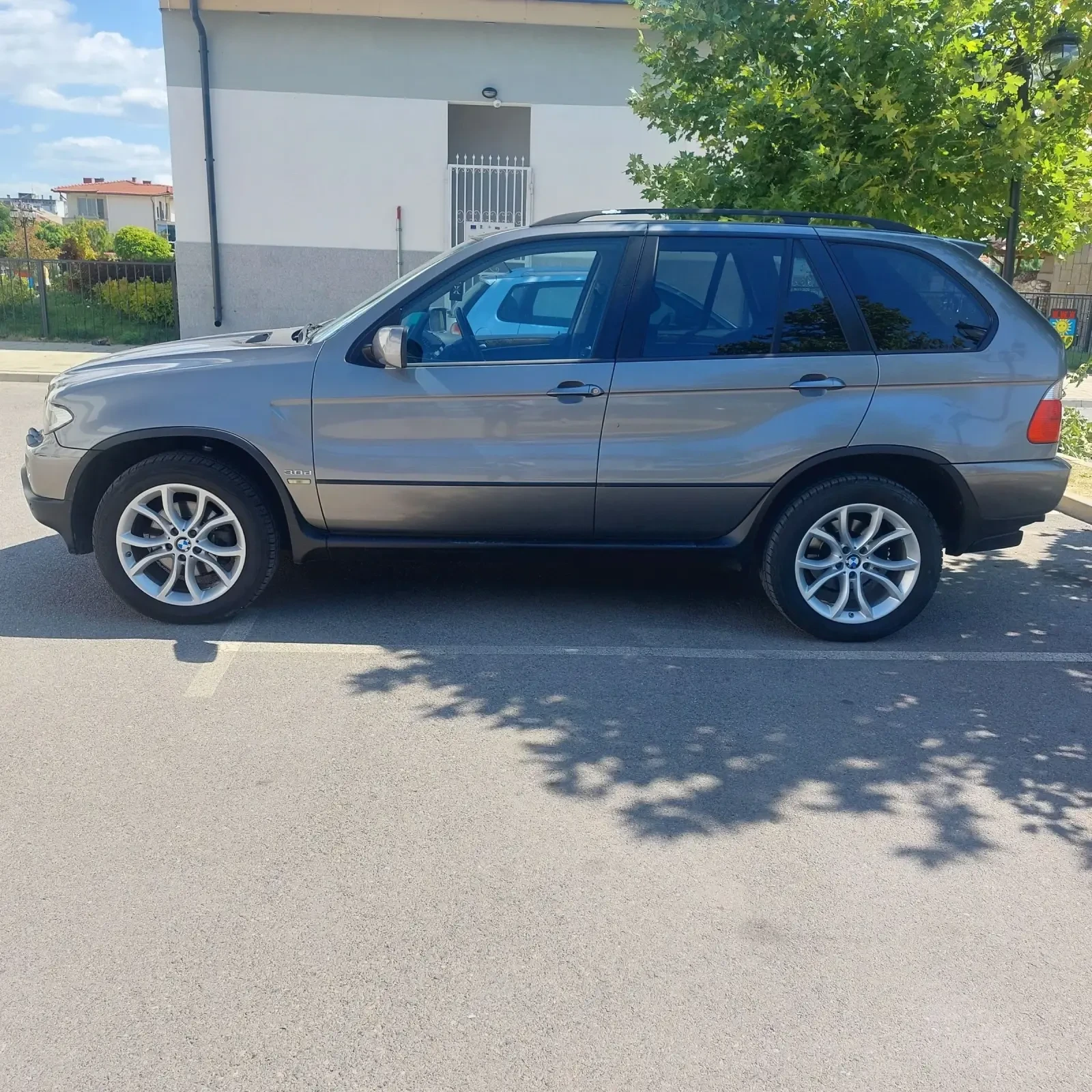BMW X5  - изображение 10