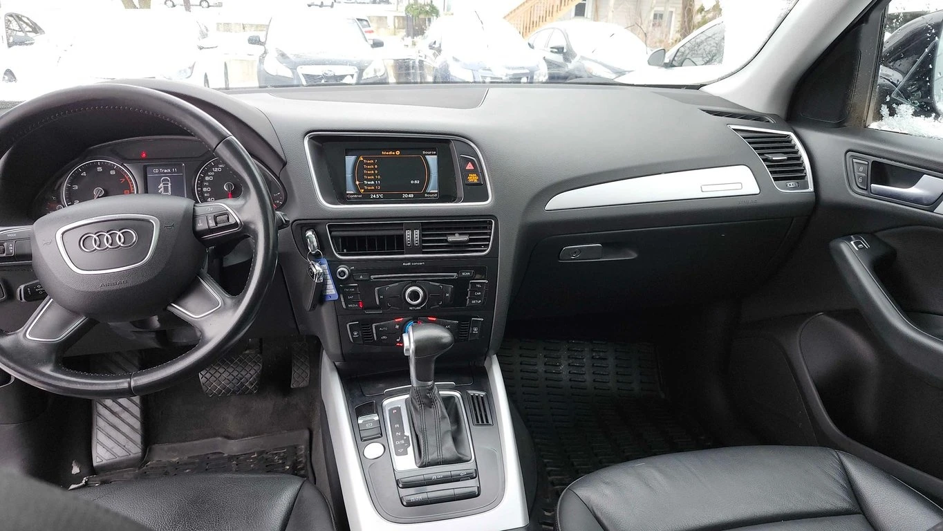 Audi Q5 2.0T Komfort * CARFAX * ПАНОРАМА* ПОДГРЕВИ - изображение 9