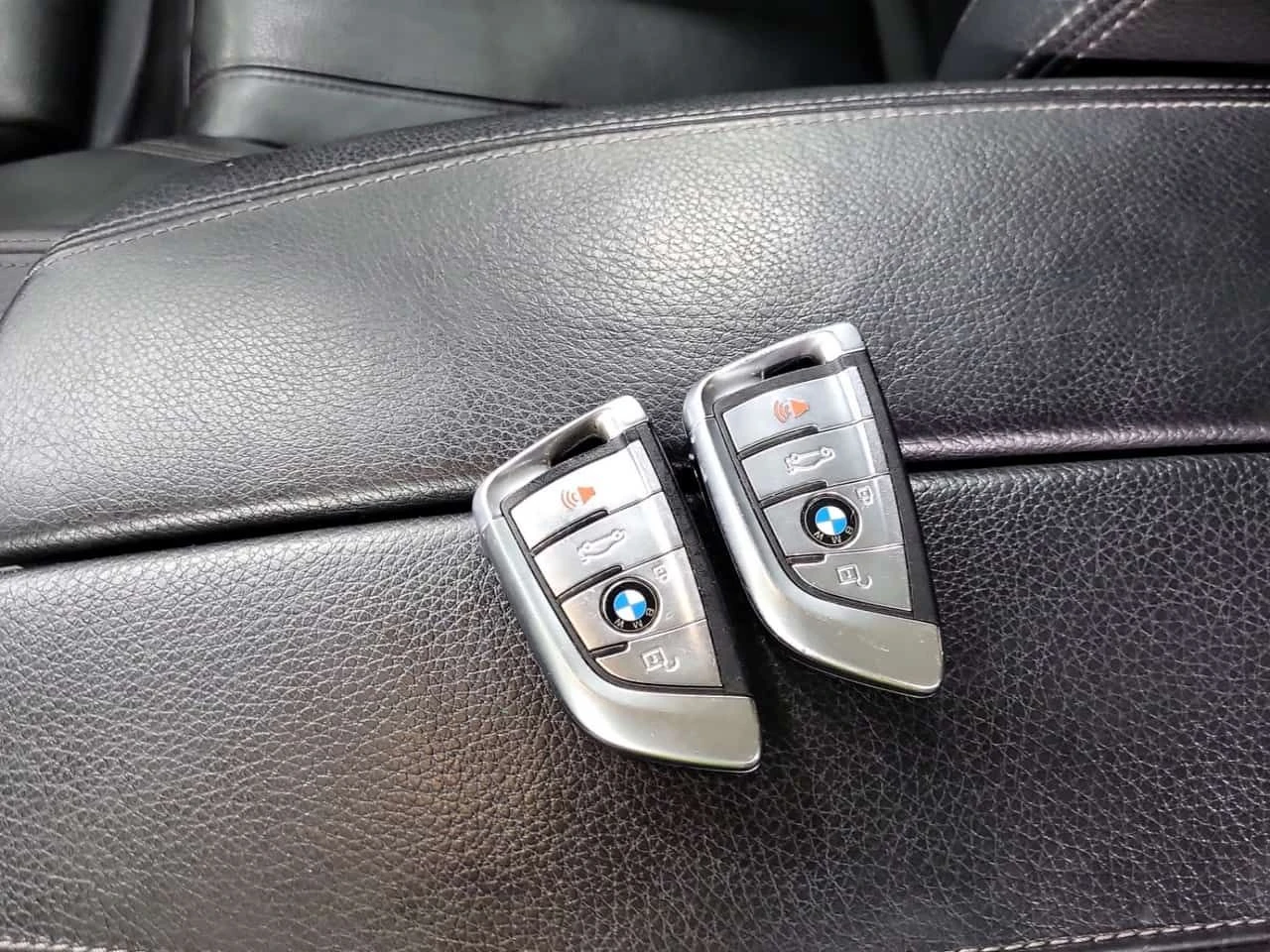 BMW X6 * XDRIVE35I * CARFAX * 2 КЛЮЧА * ПАНОРАМА * , снимка 7 - Автомобили и джипове - 53871775