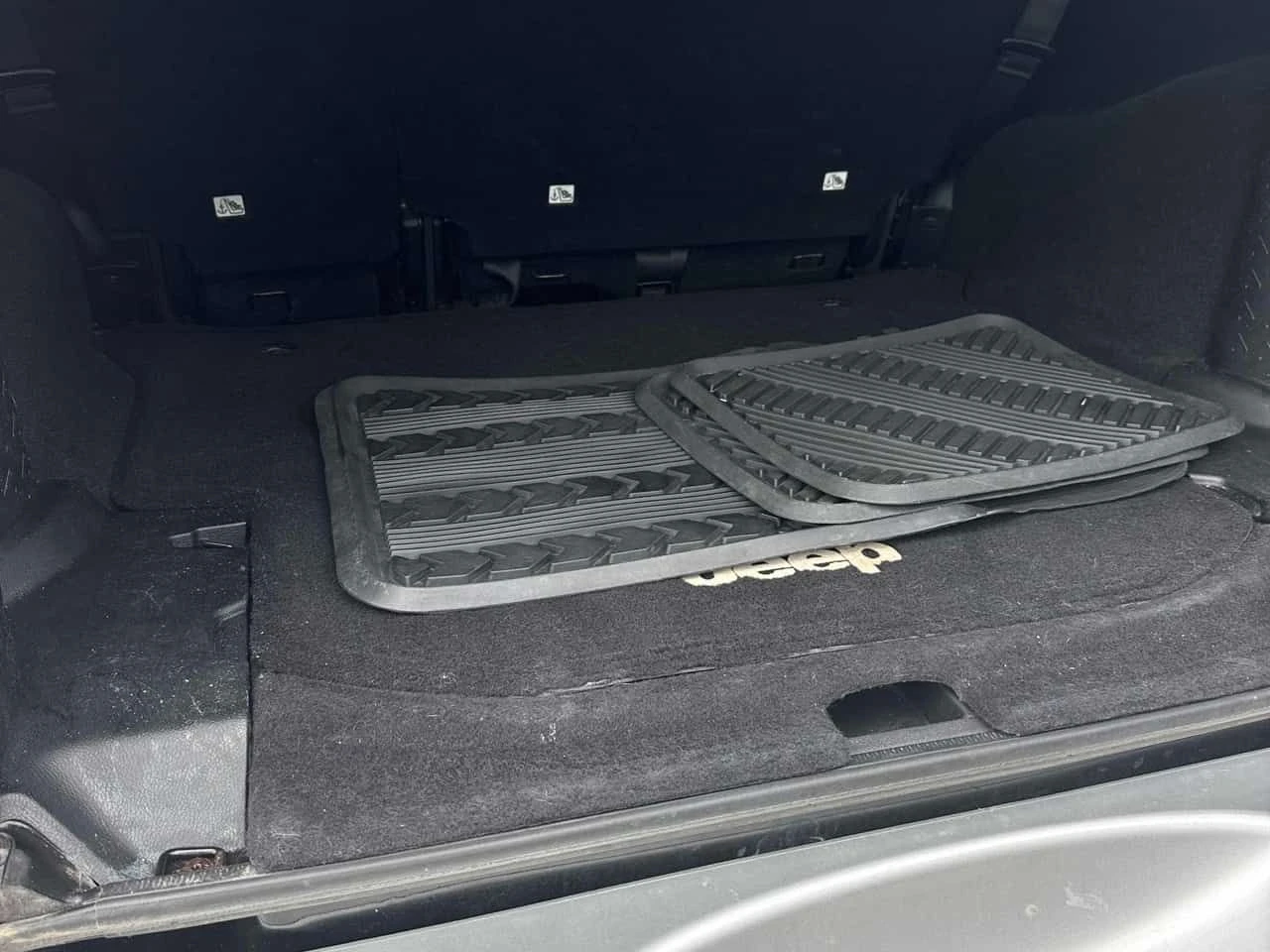 Jeep Wrangler * SAHARA * ������� / ����� ����� / ���� �� ������ | Mobile.bg � ����������� 11