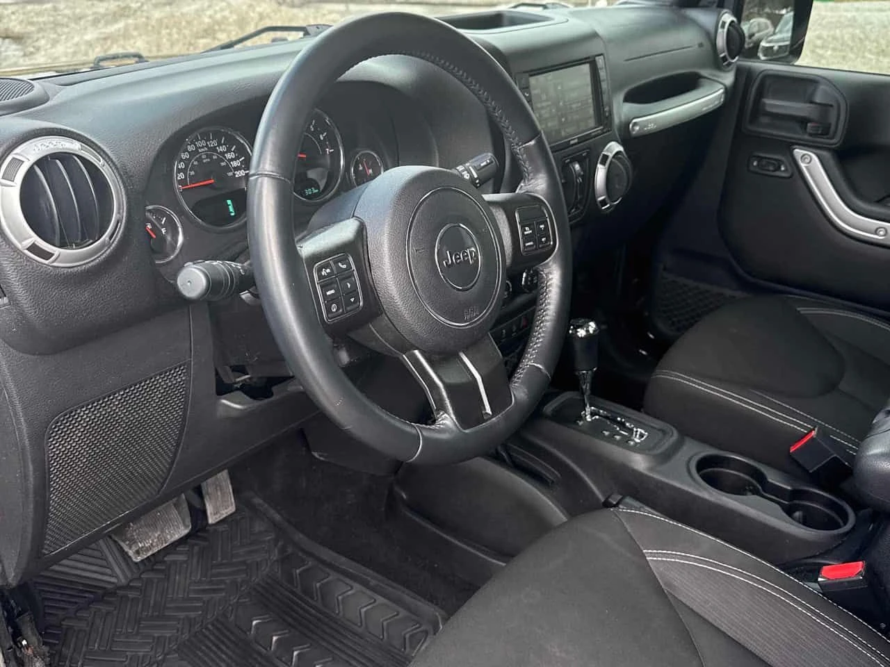 Jeep Wrangler * SAHARA * ������� / ����� ����� / ���� �� ������ | Mobile.bg � ����������� 7