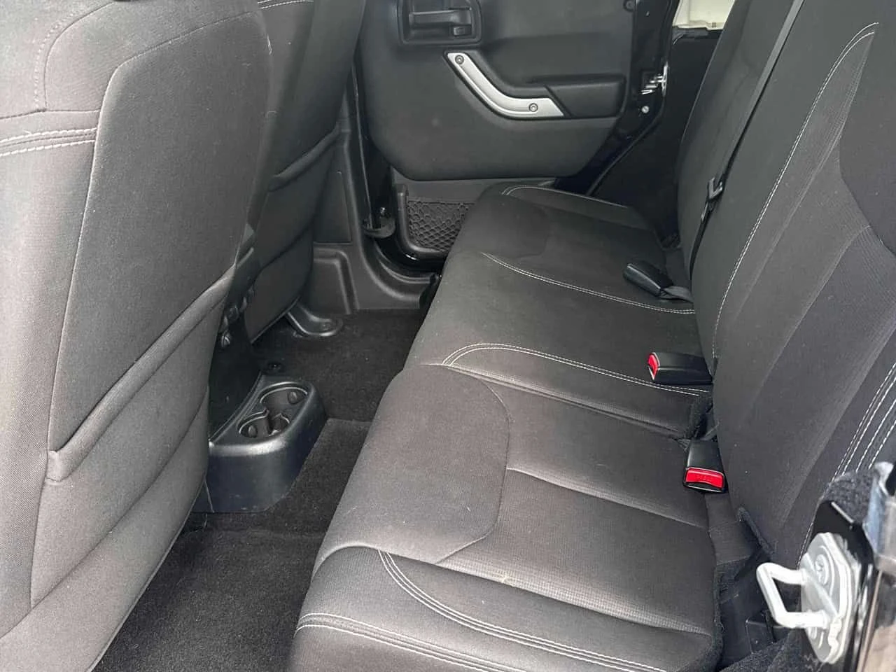 Jeep Wrangler * SAHARA * ������� / ����� ����� / ���� �� ������ | Mobile.bg � ����������� 10