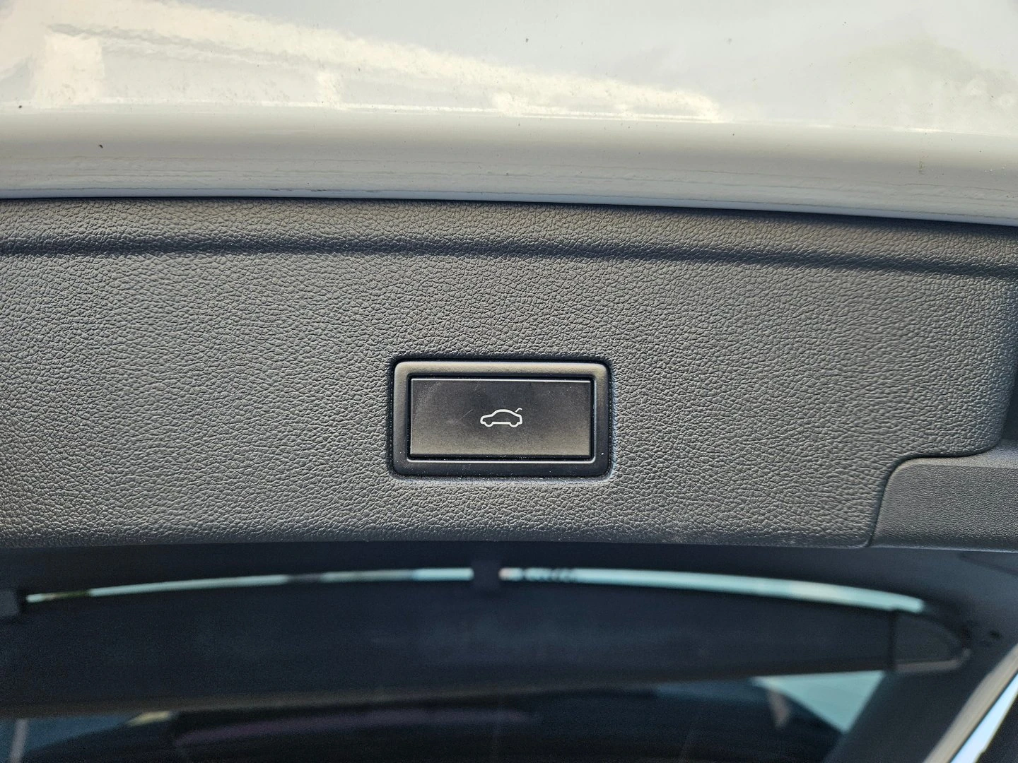 VW Touareg, снимка 12 - Автомобили и джипове - 54601570