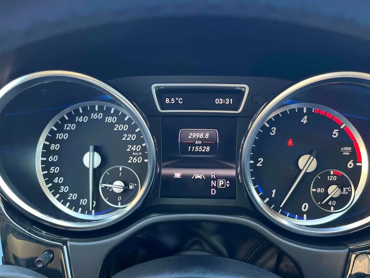 Mercedes-Benz ML 350 BlueTEC/ПАНОРАМА/ПОДГРЕВИ, снимка 8 - Автомобили и джипове - 54236672