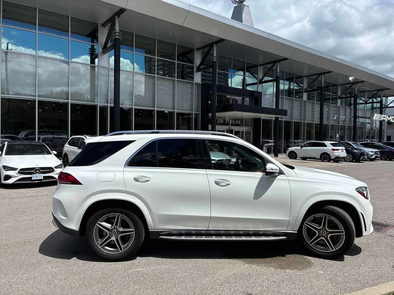 Mercedes-Benz GLE * 350 * CARFAX * ЦЕНА ДО БГ, снимка 4 - Автомобили и джипове - 54989073