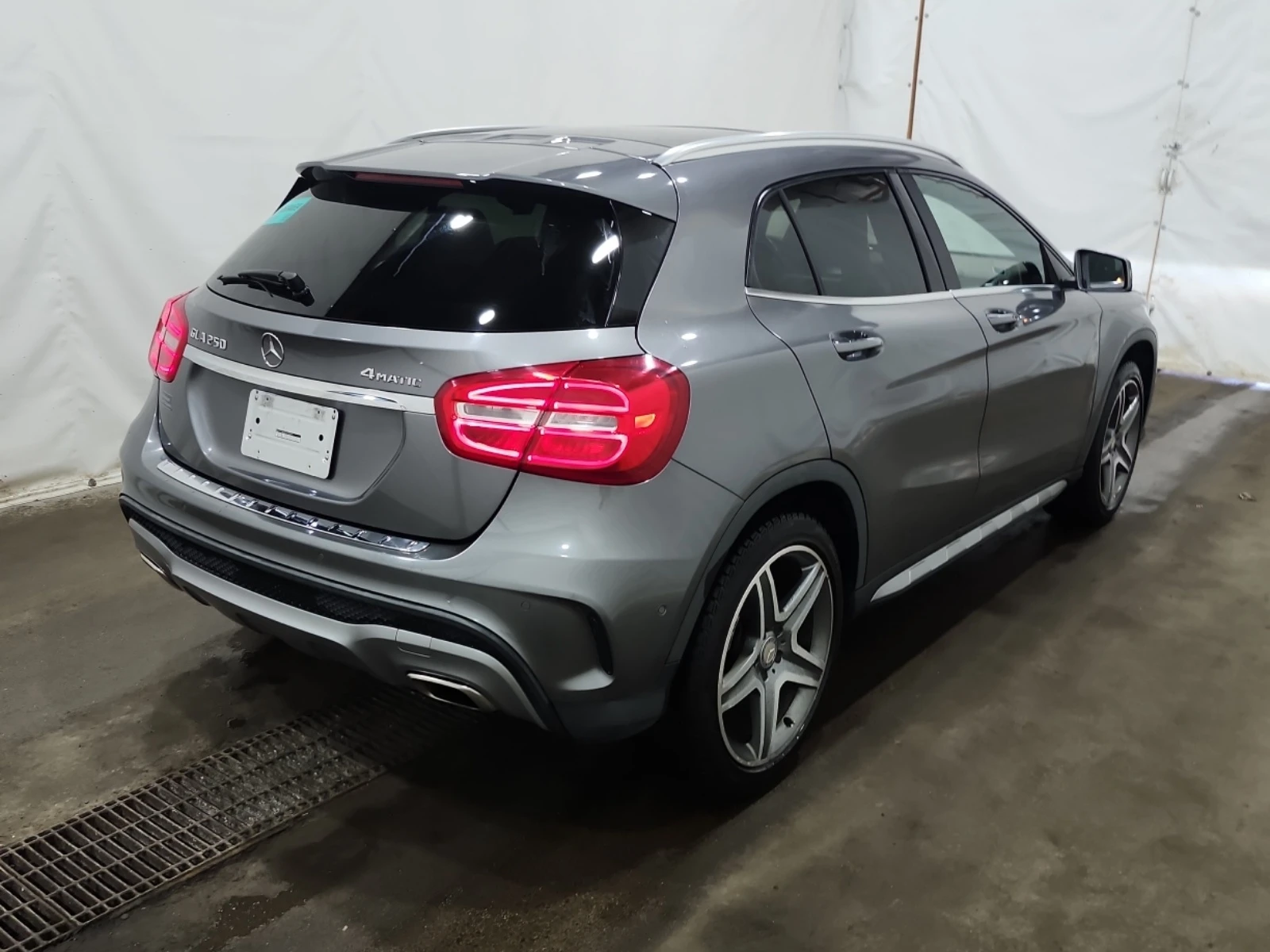 Mercedes-Benz GLA 250 AMG * ПОДГРЕВ * КАМЕРА * CARFAX * , снимка 4 - Автомобили и джипове - 55117272