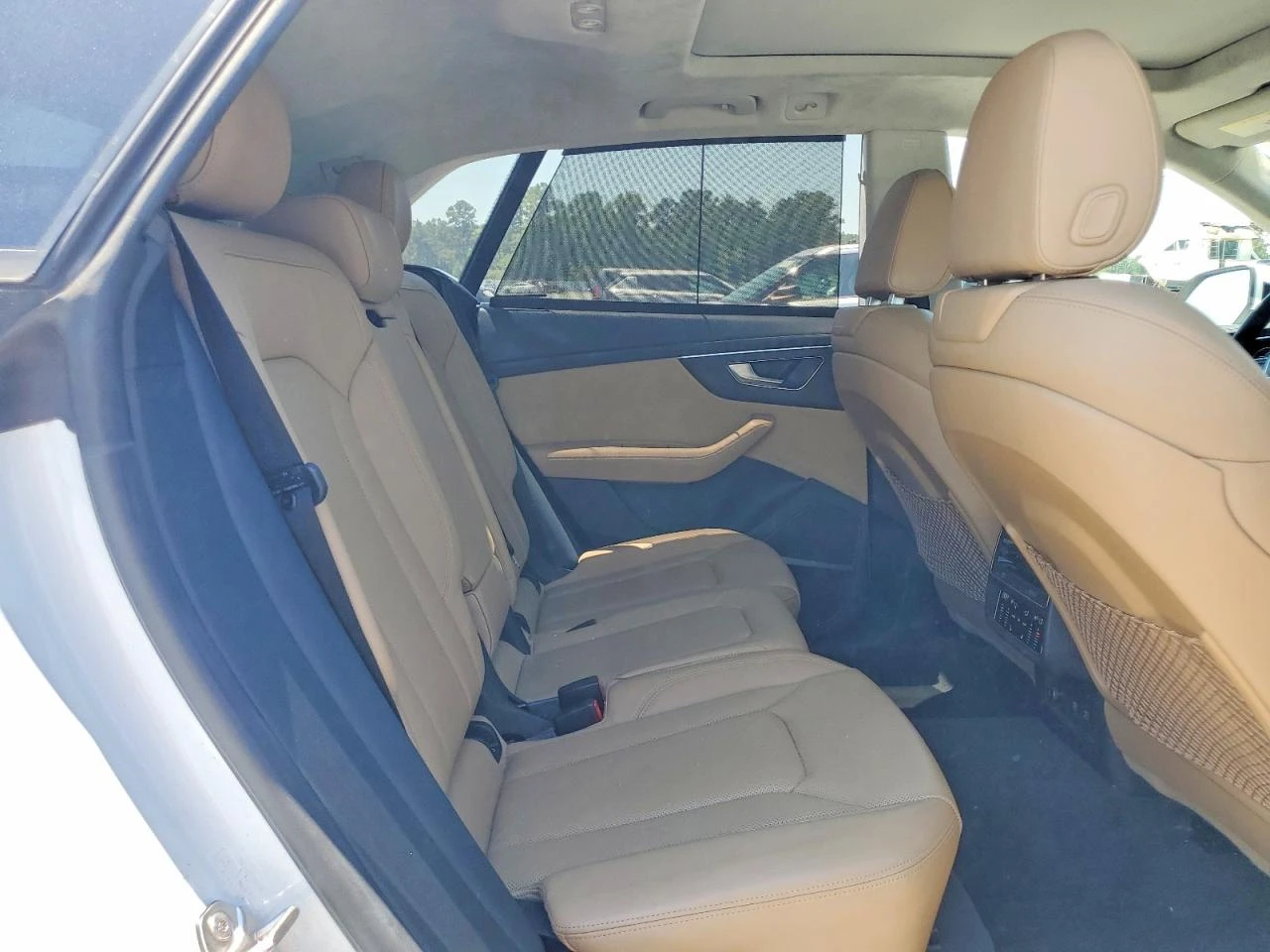 Audi Q8 * PRESTIGE* 55* TFSI* QUATTRO, снимка 12 - Автомобили и джипове - 55444225