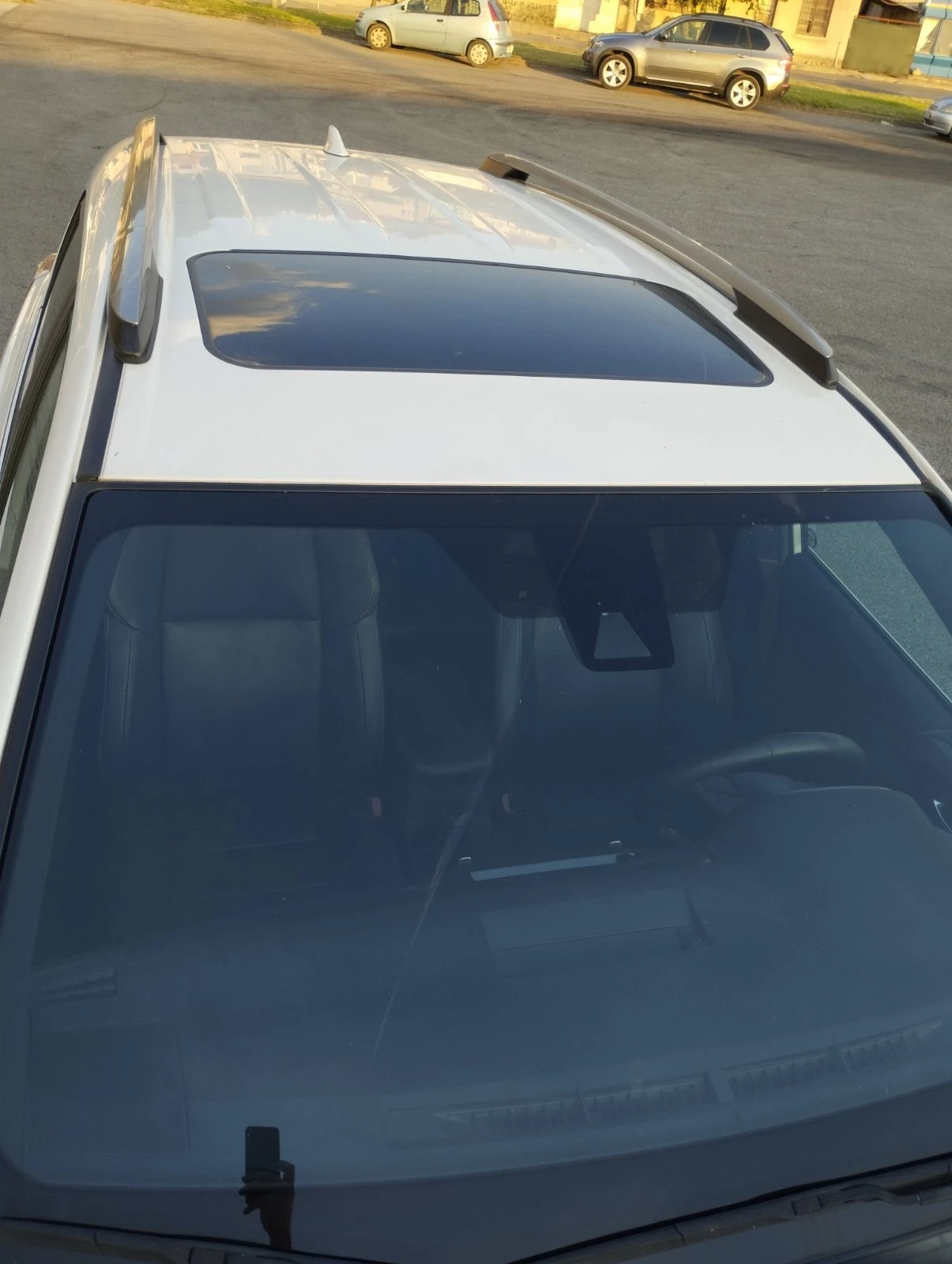 Toyota Rav4 2.5 SE-AVD, снимка 9 - Автомобили и джипове - 56047230