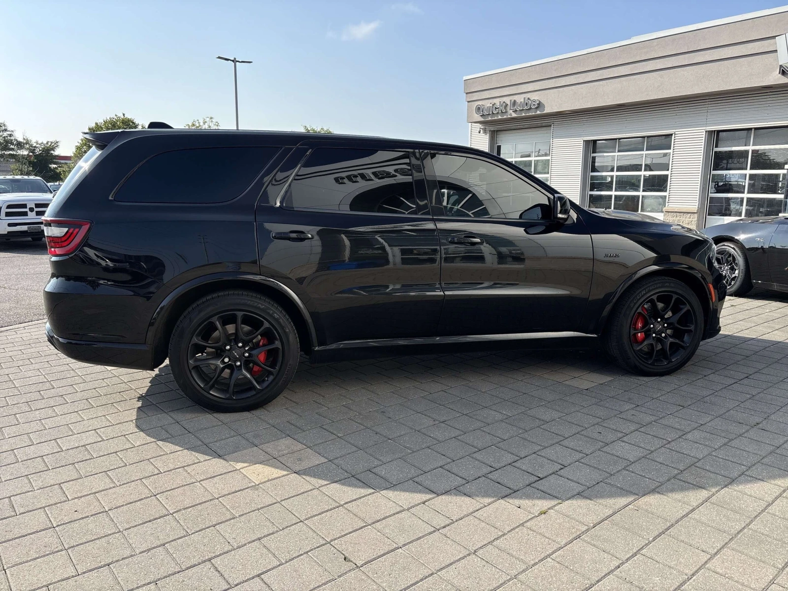 Dodge Durango * SRT 392 | One Owner Unit | Local Trade | Low KMS, снимка 8 - Автомобили и джипове - 56086602